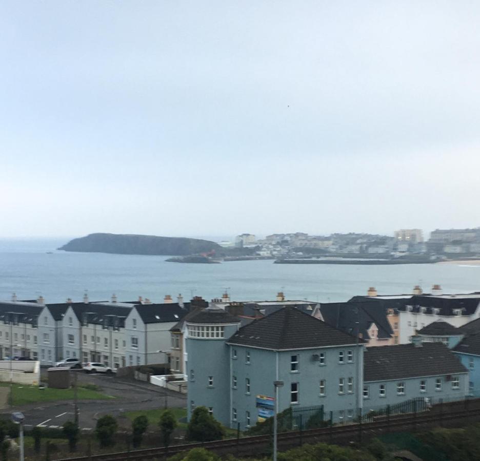 Bed and Breakfast The Carrick Portrush Exterior foto