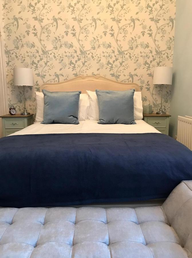 Bed and Breakfast The Carrick Portrush Exterior foto